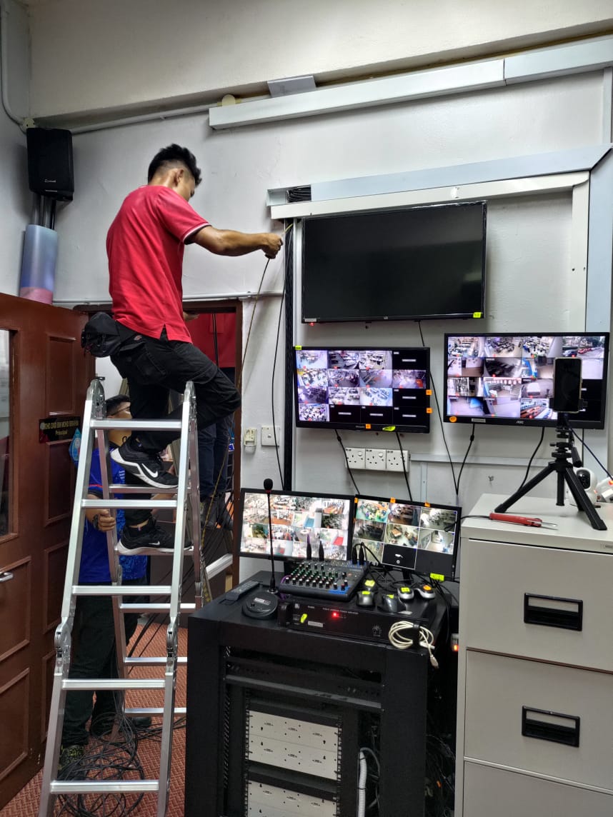 WhatsApp Image 2024-10-08 at 18.12.22