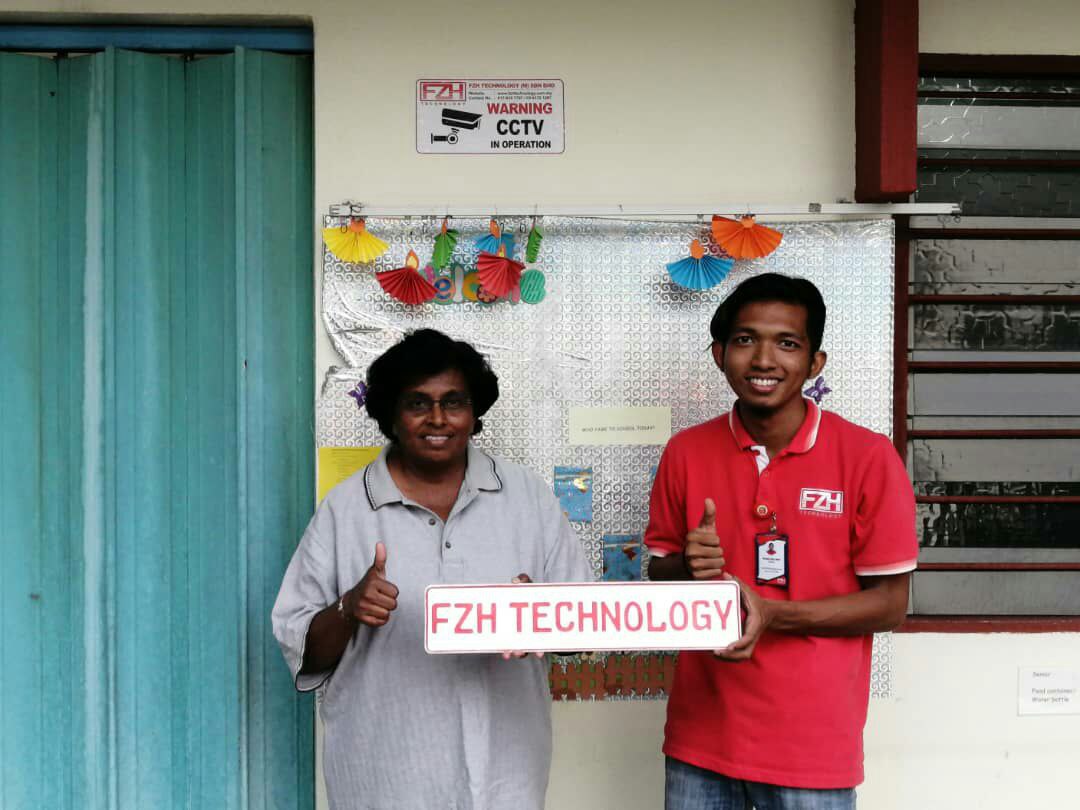 photo_6235509975501875616_y