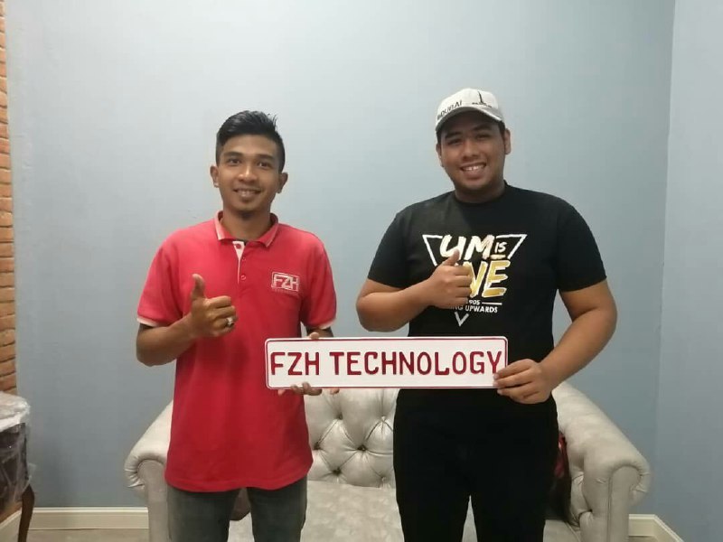 photo_6235509975501875617_x