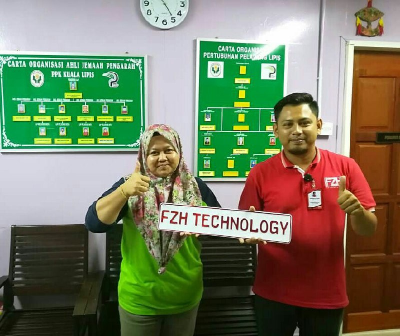 photo_6237904866445994452_x